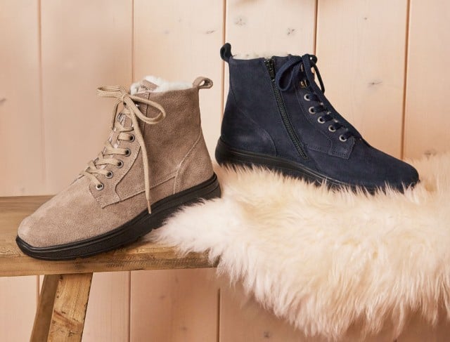 Wohlig wärmende und wunderbar leichte Hallux-Stiefelette Lammfell.