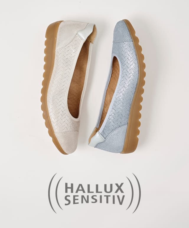 Hallux-Ballerina Flechtglanz in hellblau und beige.