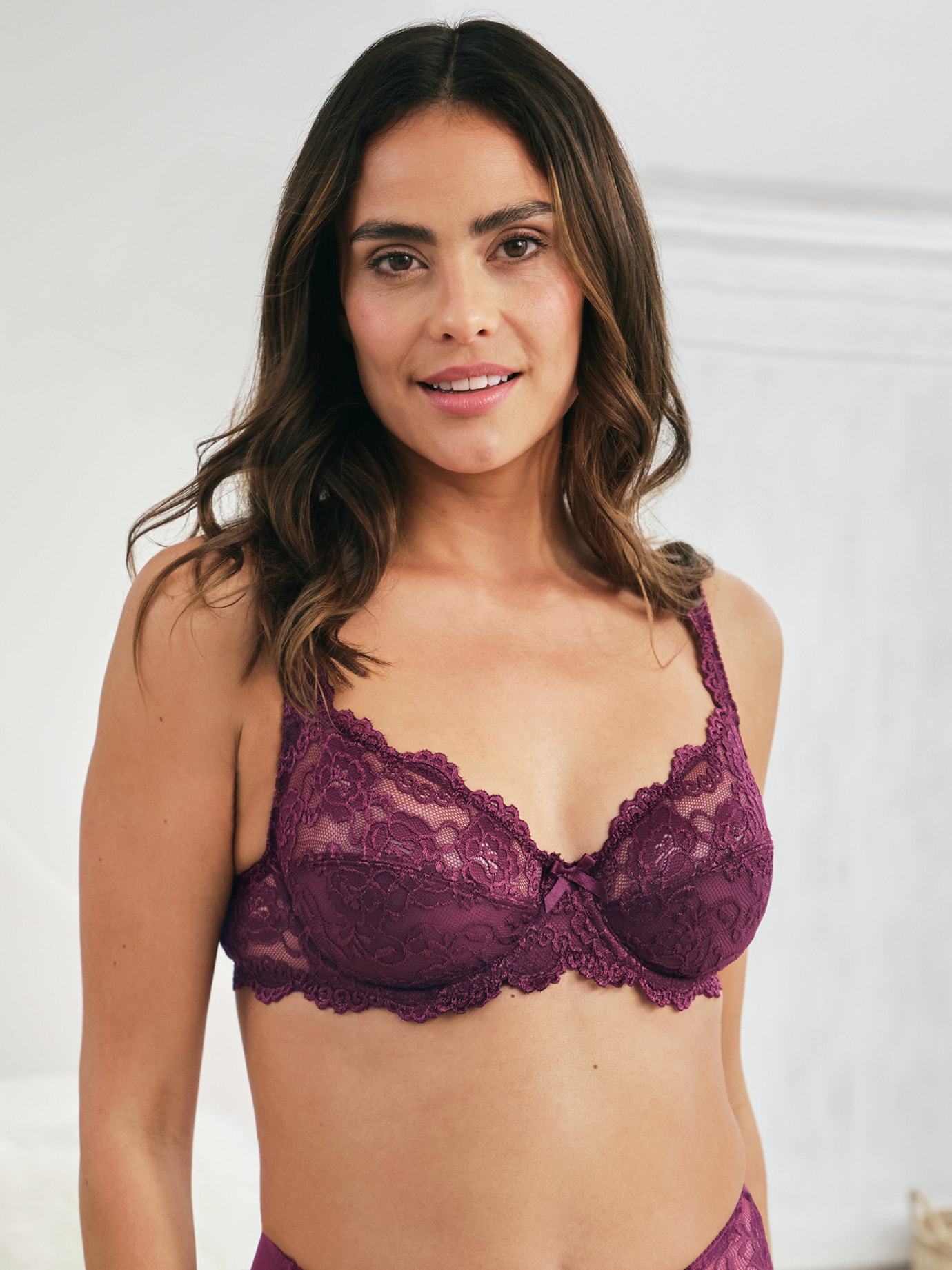 Bügel-BH mit Spitze Aubergine