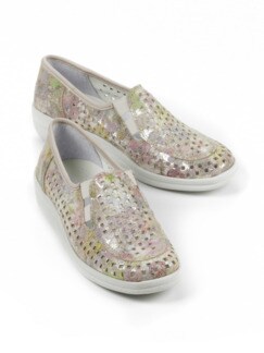 Superfrisch-Slipper Blütentraum