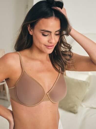 T-Shirt Bügel BH Puder