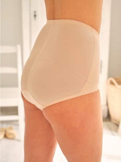 Miederslip-gut -in-Form Apricot