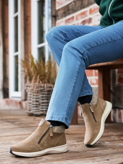 Doppel-RV-Bootie Extraweit Beige