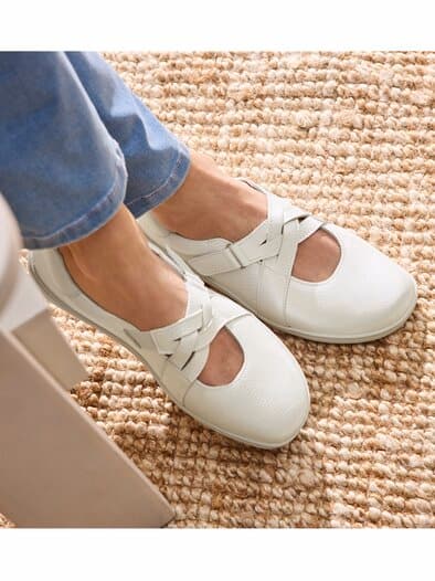 Klett-Ballerina Naturform Weiß