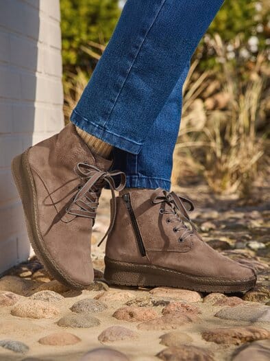 Hallux-Luftpolster-Stiefelette Beige