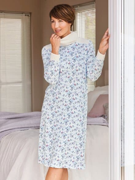 Nachtkleid Thermowärme Weiß geblümt