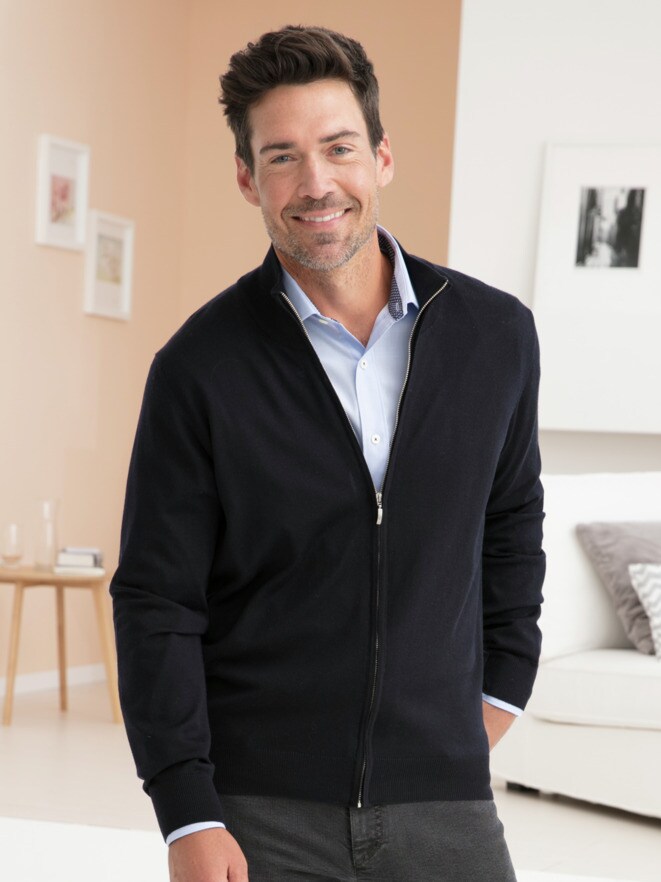 Merino-Cardigan First Class Merino-Cardigan First Class