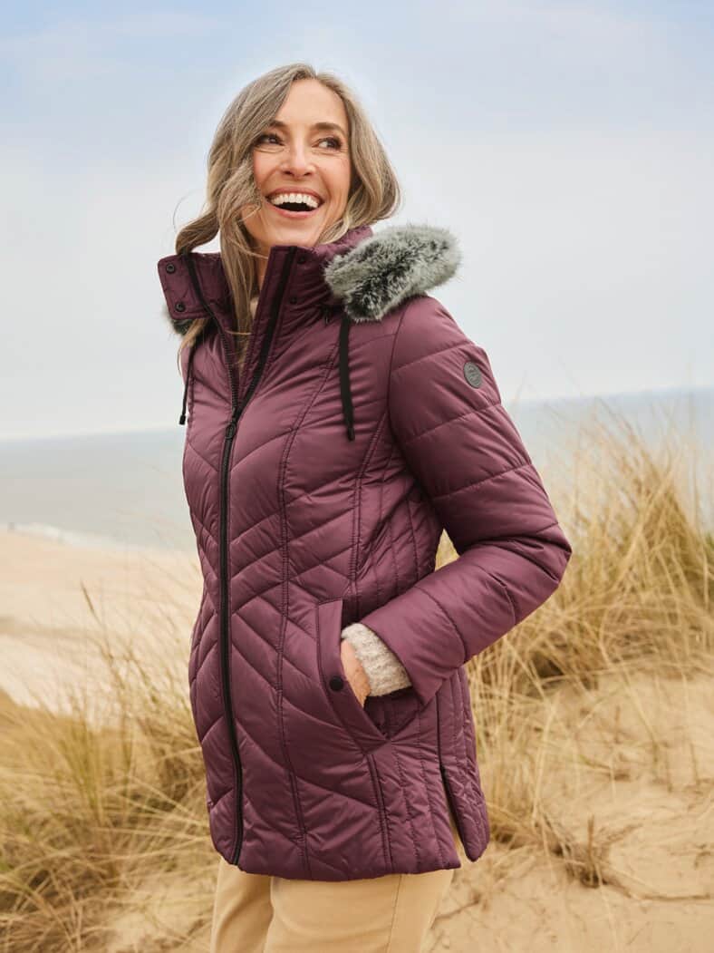 Steppjacke mit Webpelz-Kapuze Bordeaux
