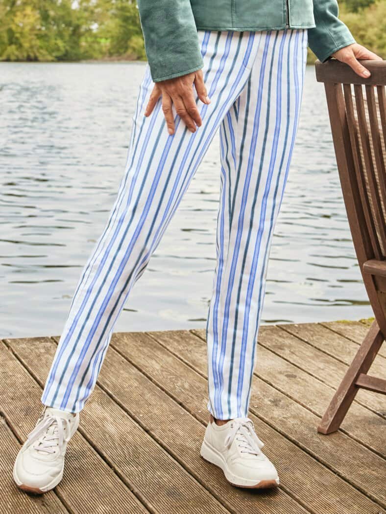 Streifenhose Figurschmeichler Weiß gestreift