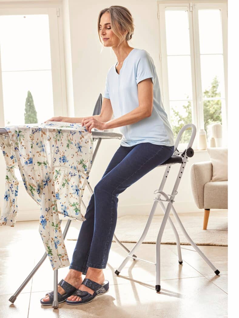 Steh-/Sitzhilfe klappbar Weiß-Schwarz